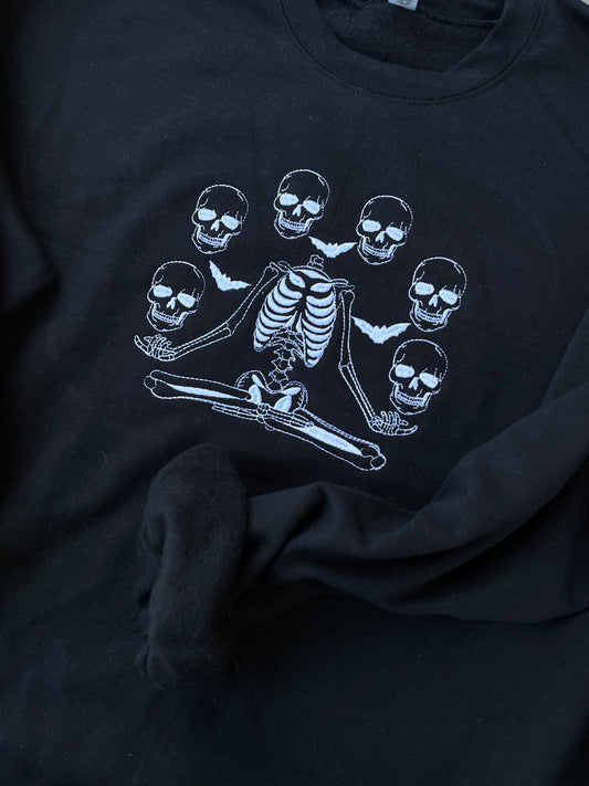 Juggling Skeleton